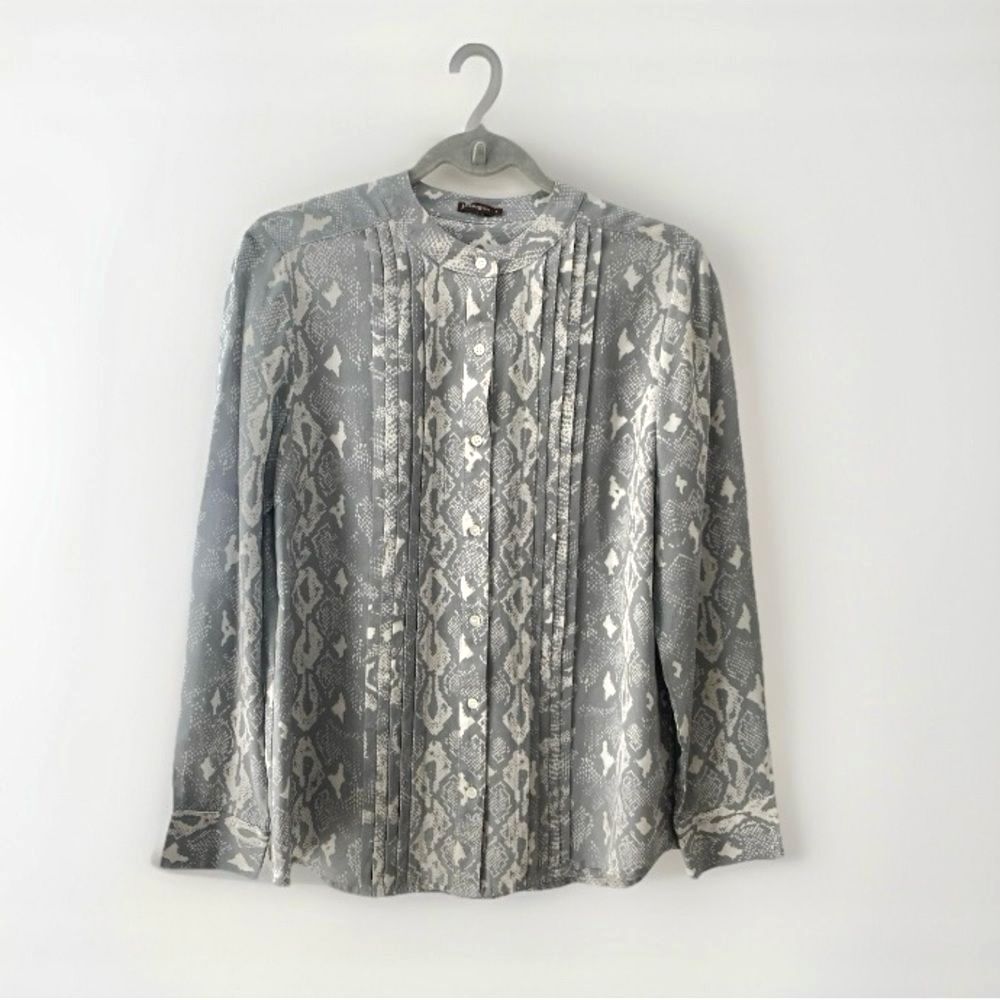J. McLaughlin Felipa Silk Blouse Button Down Animal Snakeskin Print Gray Size S